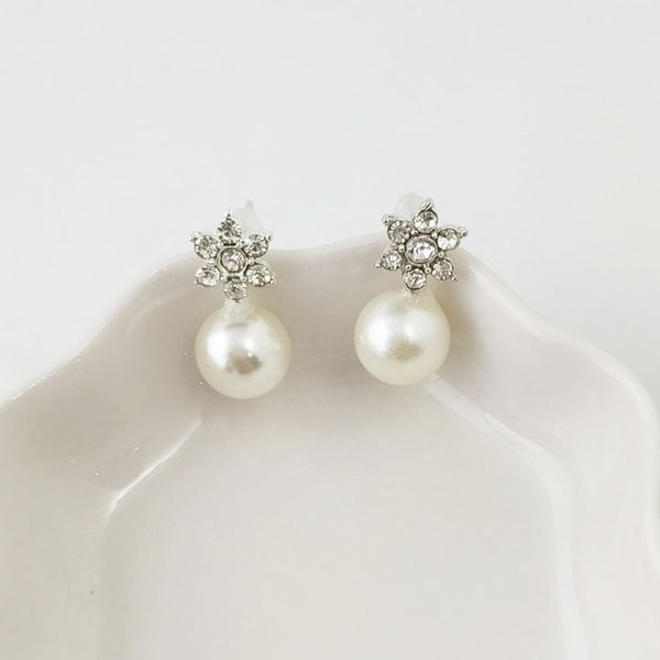 Earrings Ladies Creative Pearl Snowflake Alloy Stud Fashion Jewellery For Women