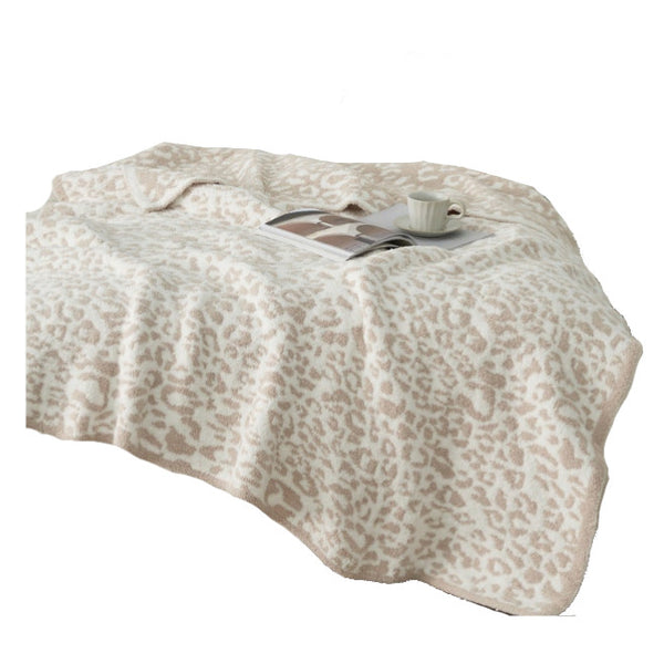 Blankets 130 X 160Cm Cozy Throw Beige Leopard Print