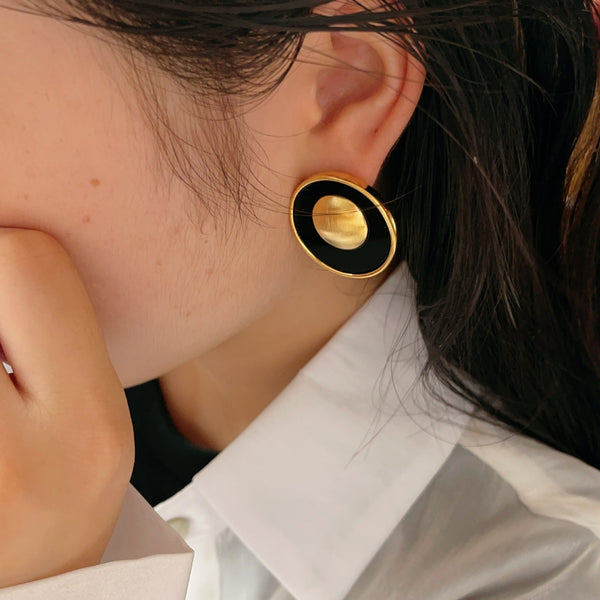 Earrings Brushed Black , Fashionable Retro Hong Kong High End Simple