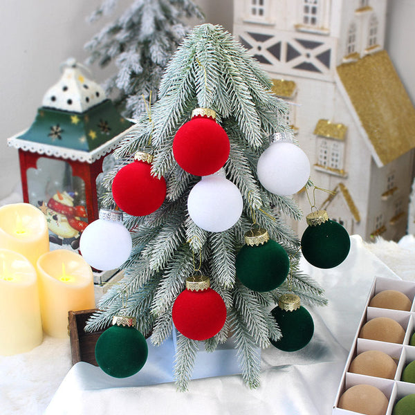 Seasonal Decorations 12 Piece Velvet Christmas Ornament Set Classic Red Green And White Baubles For Holiday Tree Decoration (6Cm)