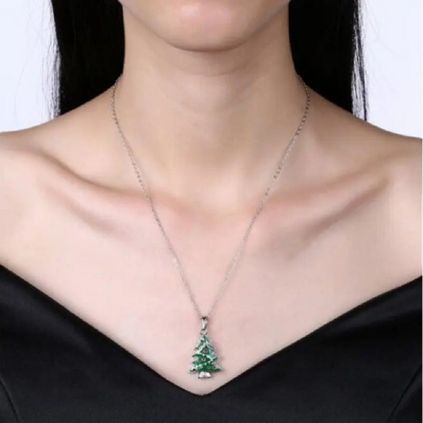 Necklaces & Pendants Christmas Tree Shaped Pendant Necklace Platinum Plated Silver