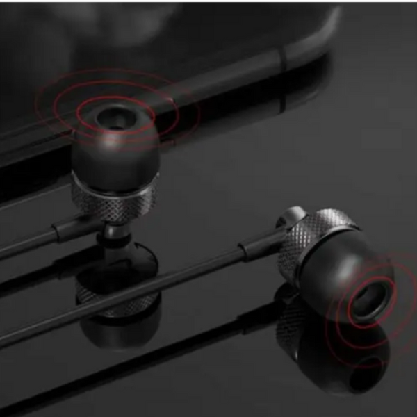 Universal 3.5Mm In Ear Metal Earphone Headphone Headset With Mircophone Remote Control Red