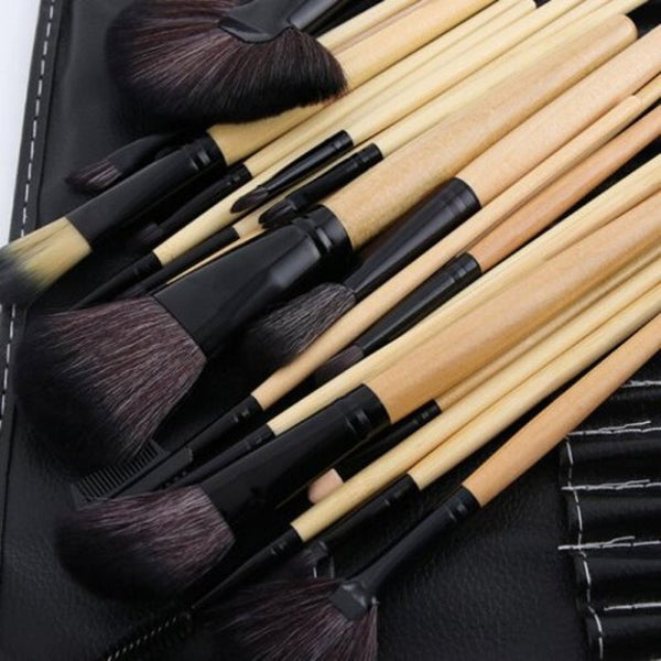 Makeup Brushes Set Up Tools 24Pcs Vanilla