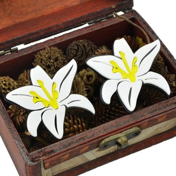 Earrings Pair Of Alloy Lily Flower Stud White