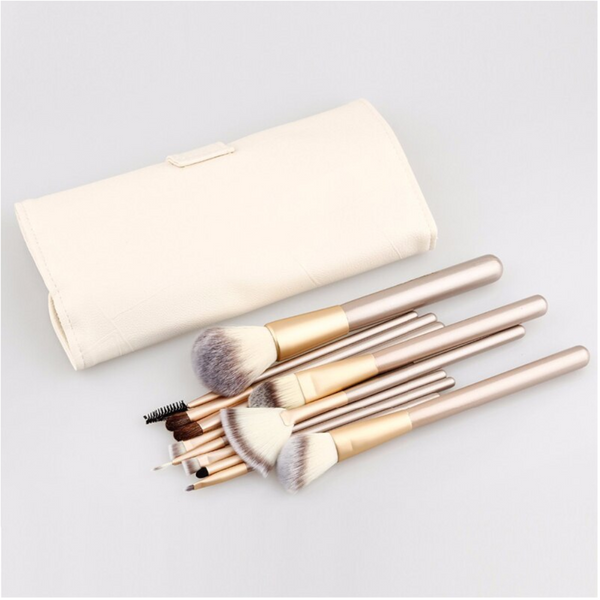 Brushes Professional 12 Pcs Wooden Make Up Brush Kit