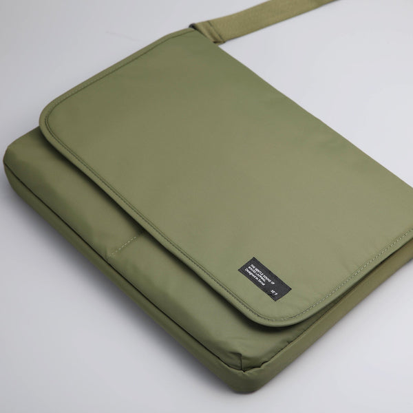 St'9 L Size 15.6/16 Inch Khaki Laptop Sleeve Padded Shoulder Bag Travel Carry Case Lato