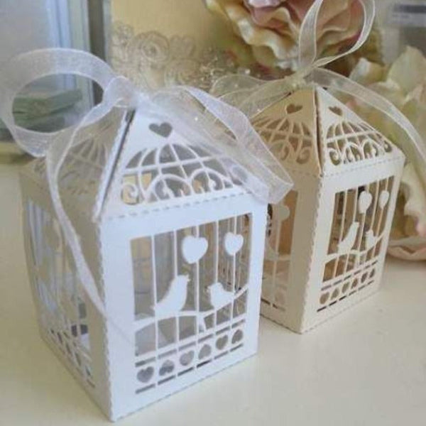 Gift Boxes 100 Piece Pack White Dove Bird Heart Wedding Bomboniere Favor Lolly Gift Card Box