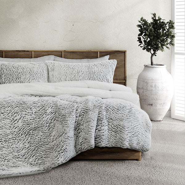 Comforter Sets Queen Ardor Faux Fur Silver 3 Piece Comforter Set